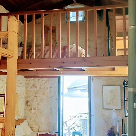 Apartment Stone House With Loft In Historical Centre *